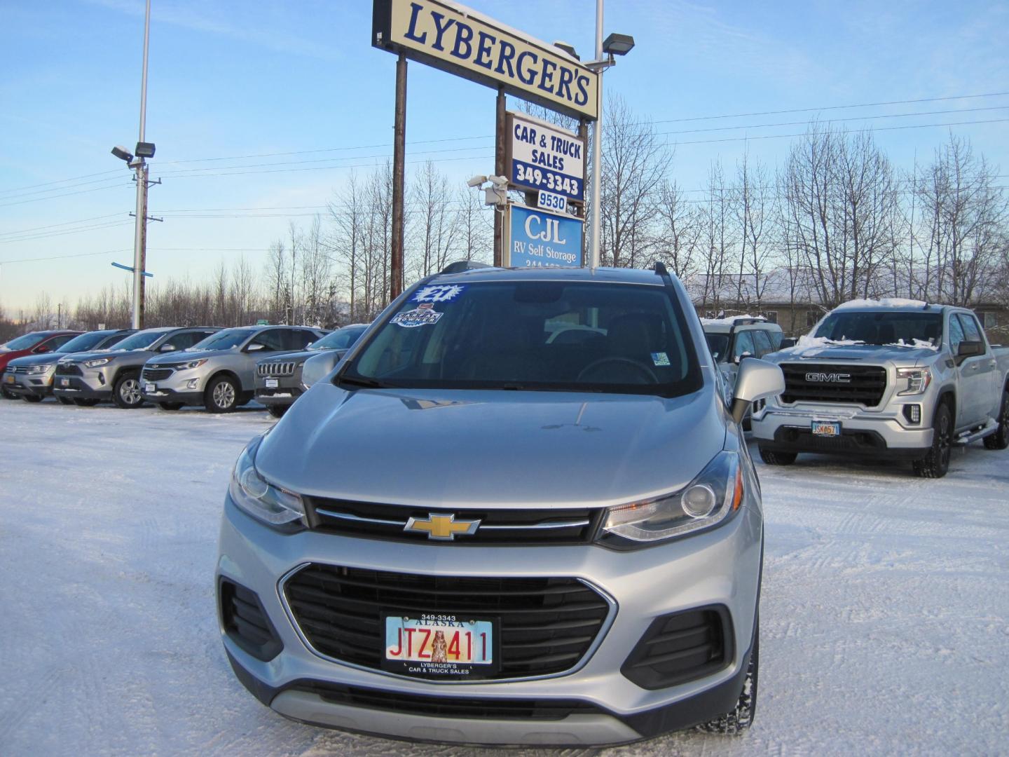 2021 silver /black Chevrolet Trax LT AWD (KL7CJPSM0MB) with an 1.4L L4 DOHC 16V engine, 6A transmission, located at 9530 Old Seward Highway, Anchorage, AK, 99515, (907) 349-3343, 61.134140, -149.865570 - Photo#1